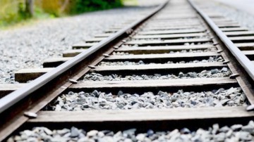 CFR repară 3 poduri şi 4 podeţe aflate pe raza regionalelor Braşov şi Constanţa